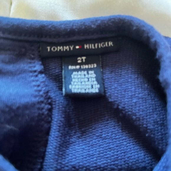 Tommy Hilfiger Toddler Sweater - 2T - Picture 3 of 4